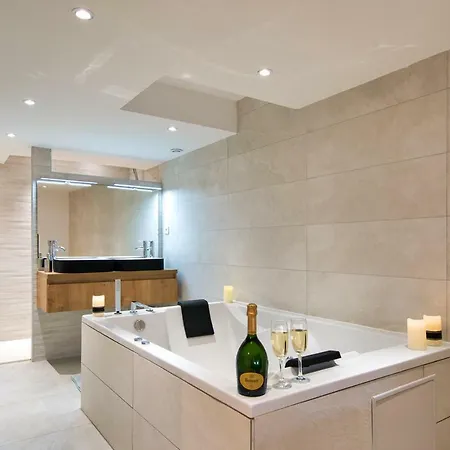 La Numéro 1 * Carcassonne